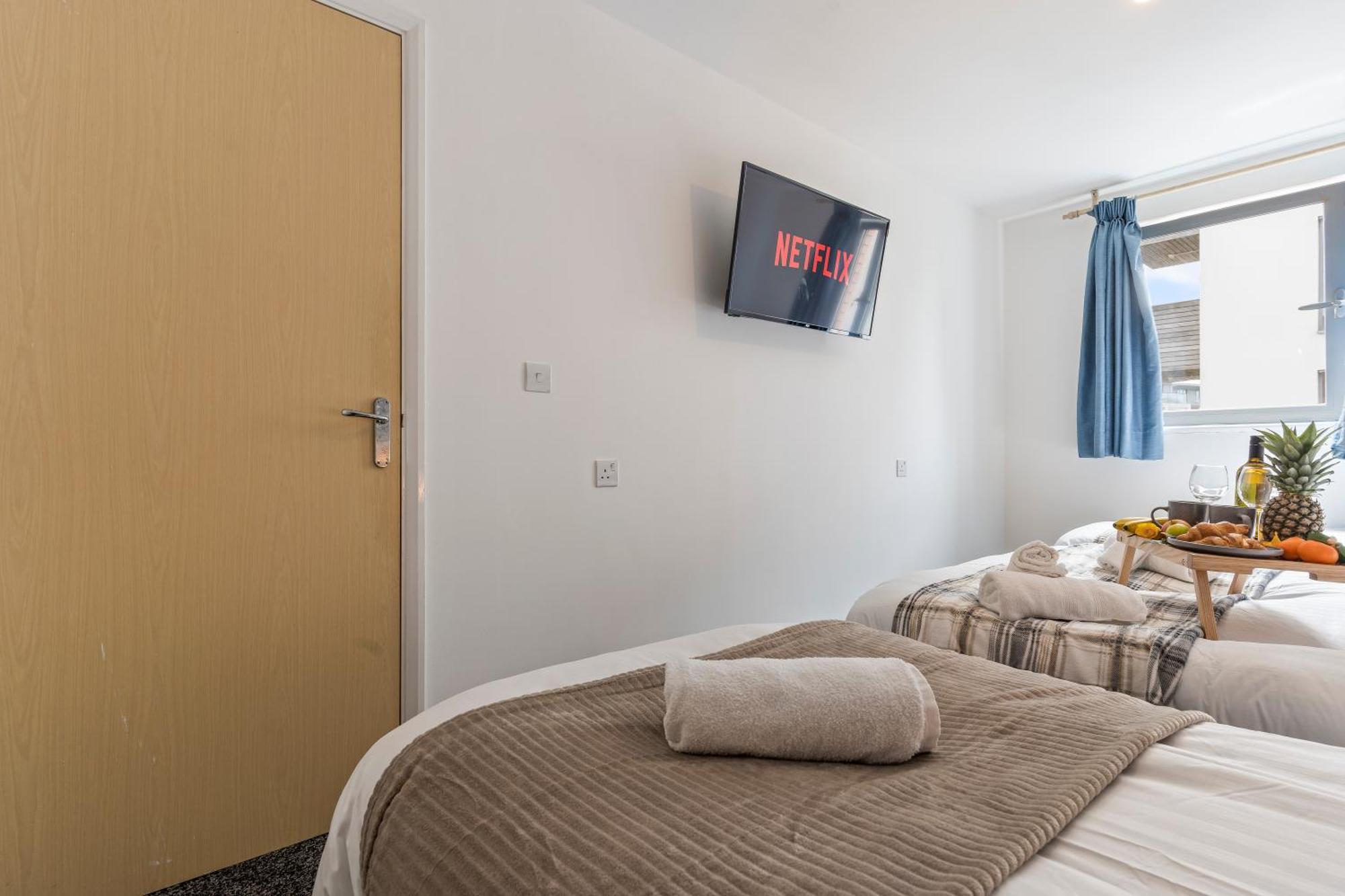 Desert Oasis 2 Bed 2 Bath Free Parking - Netflix * Birmingham