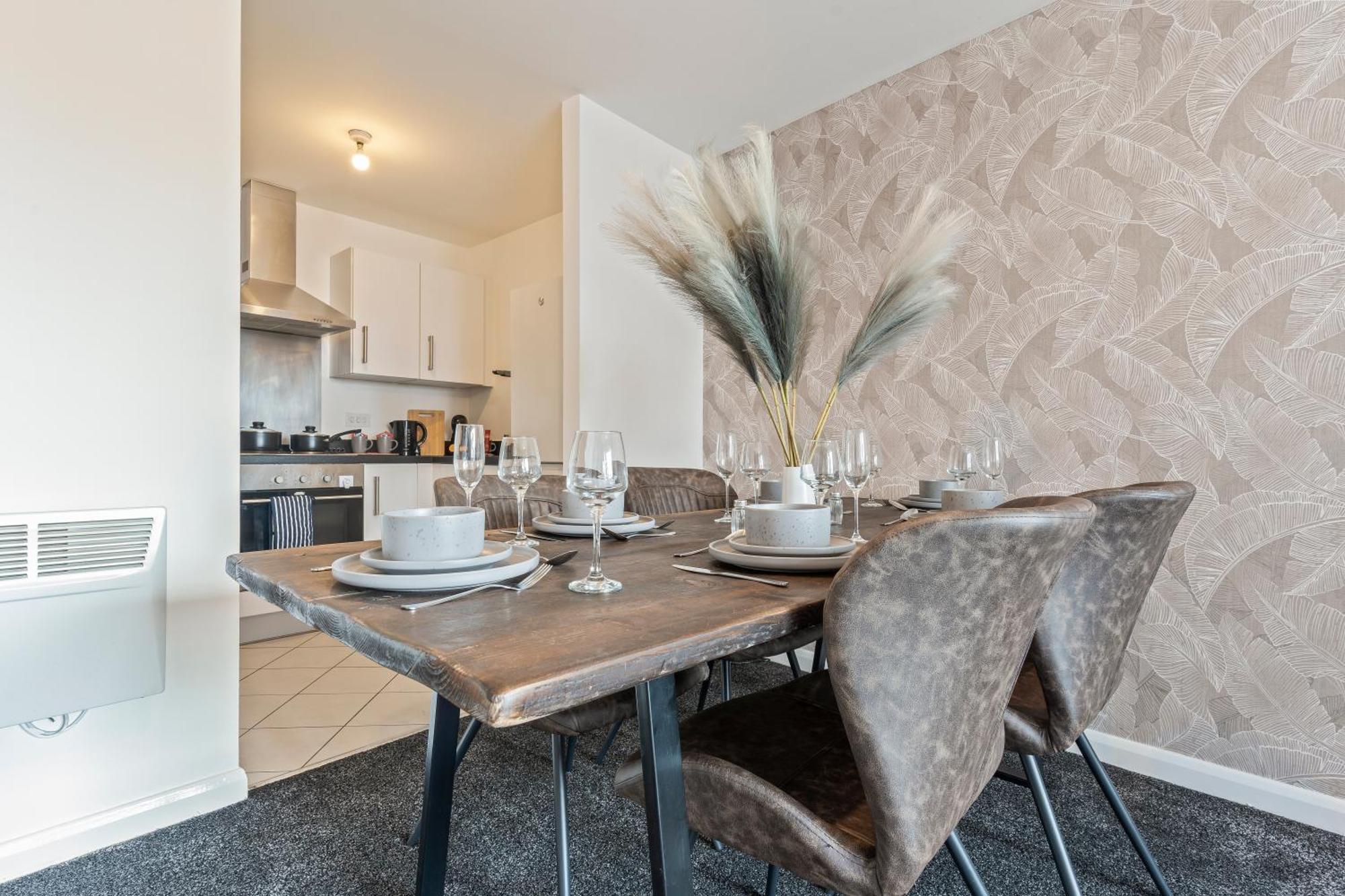 Apartment Desert Oasis 2 Bed 2 Bath Free Parking - Netflix *