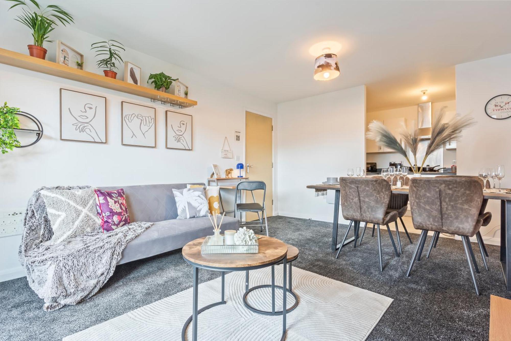 Apartment Desert Oasis 2 Bed 2 Bath Free Parking - Netflix